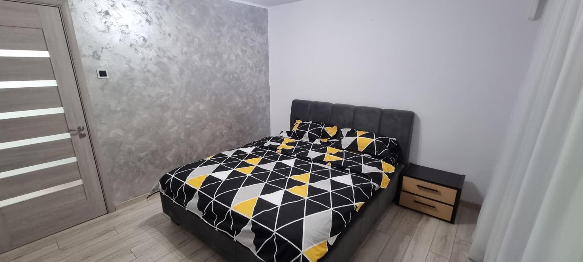Ilona Apartament 3 Camere Ramnicu Valcea Exterior photo