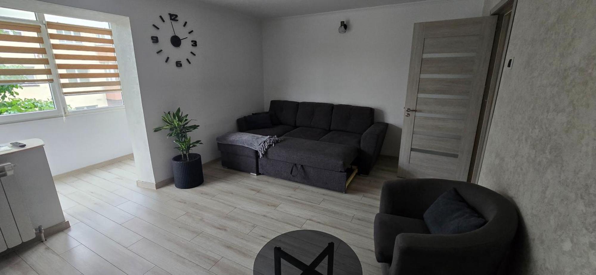 Ilona Apartament 3 Camere Ramnicu Valcea Exterior photo